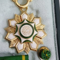 18225 1 ما هي مميزات وسام الملك سلمان من الدرجة الثالثة ، أبرز هذه المميزات خاطرة نسيم